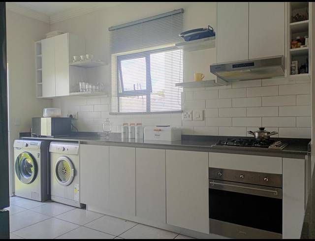 4 BEDROOM PROPERTY TO RENT IN HOMES HAVEN